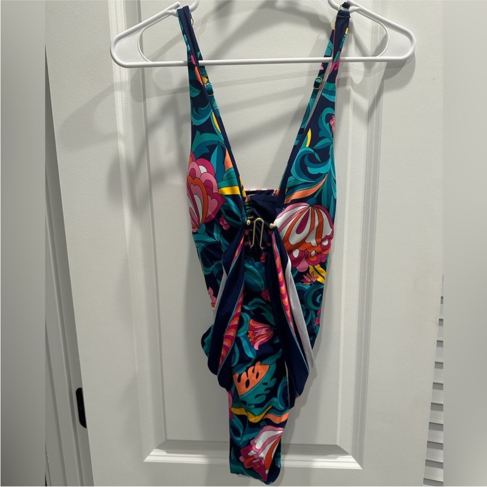 TRINA TURK BELTED PLUNGE ONE PIECE SIZE 10 NWT - Picture 4 of 6